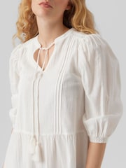 VERO MODA White 3/4 Puff Sleeve Smock Short Dress - Image 3 of 4