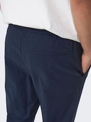 Azul - Calça de moletom com corte afunilado e comprimento até o tornozelo Only & Sons - Imagem 4 de 6