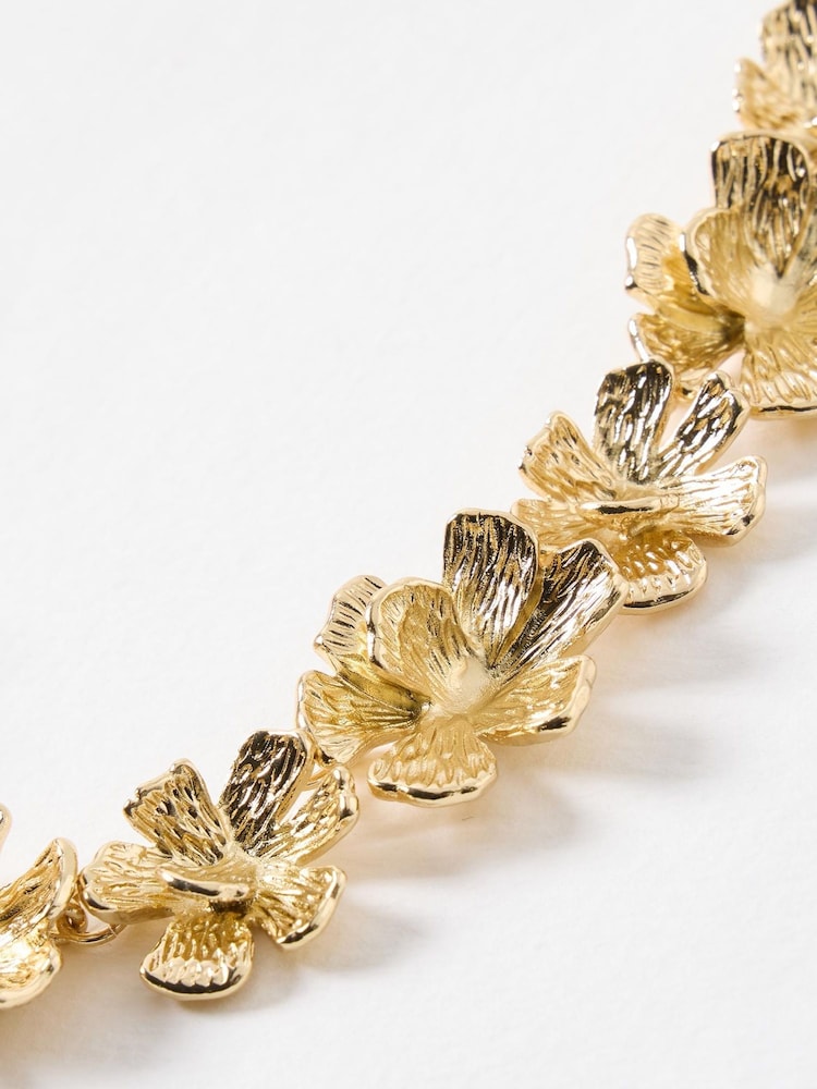 Oliver Bonas Gold June Cast Flowers Cord Collar Necklace - Image 2 of 3