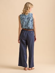 Brakeburn Blue Shadow Floral Print 100% Cotton Vest - Image 2 of 6