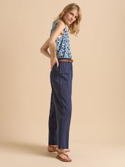 Brakeburn Blue Shadow Floral Print 100% Cotton Vest - Image 3 of 6