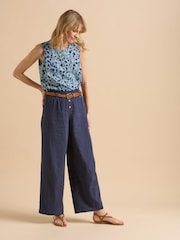 Brakeburn Blue Shadow Floral Print 100% Cotton Vest - Image 4 of 6