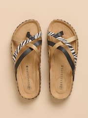 Castanho - Sandálias Brakeburn Zebra com várias alças - Imagem 2 de 4