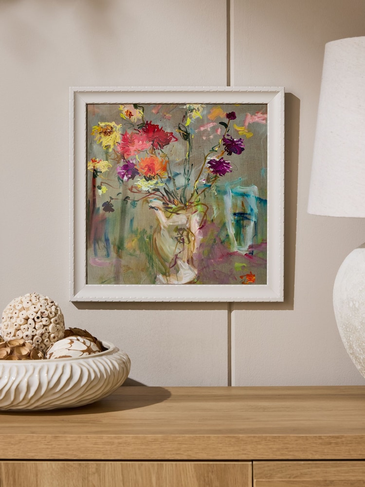 A Jug of Dahlias By Lilia Orlova Holmes Wall Art - Imagem 1 de 7