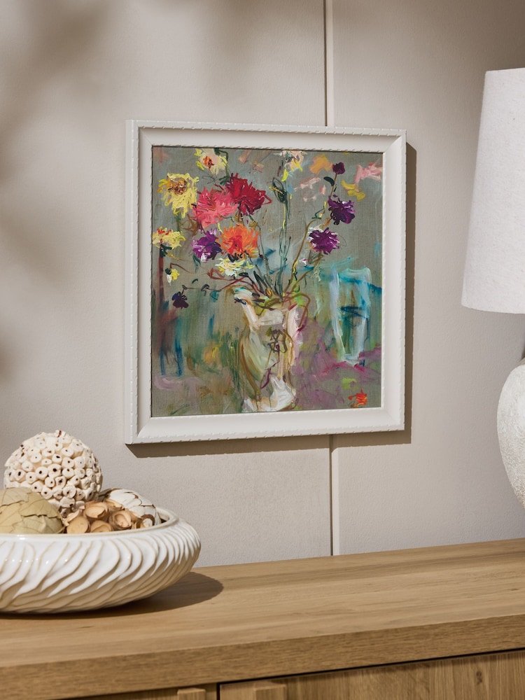 A Jug of Dahlias By Lilia Orlova Holmes Wall Art - Imagem 2 de 7