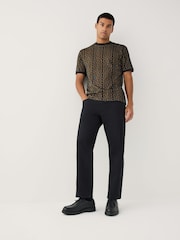 Preto/Dourado - Camiseta Smart Flocked - Imagem 4 de 9