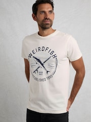 Weird Fish Hudson Short Sleeve Branded 100% Cotton T-Shirt - صورة 3 من 6