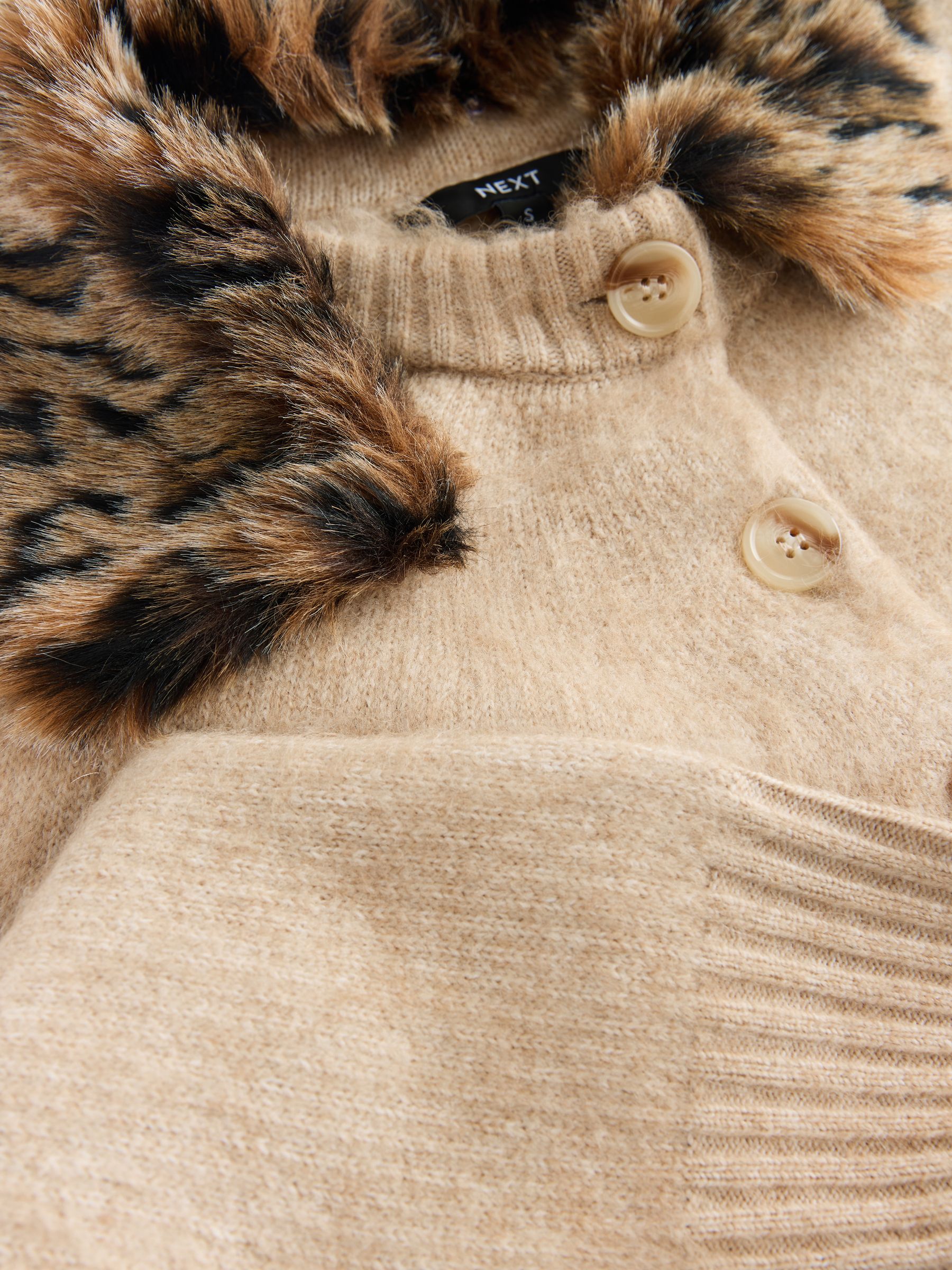 【ORDINARY JOY】Leopard Fur gilet Victoria's Secret PINK Know One Cares Pink Leopard Faux Fur