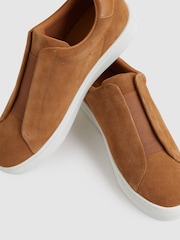 Reiss Tan Brown Emil Trainers - Image 5 of 5