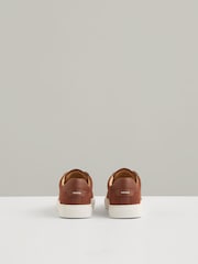 Reiss Brickwood Red Finley Nubuck Nubuck Leather Low-Top Trainers - Image 4 of 5