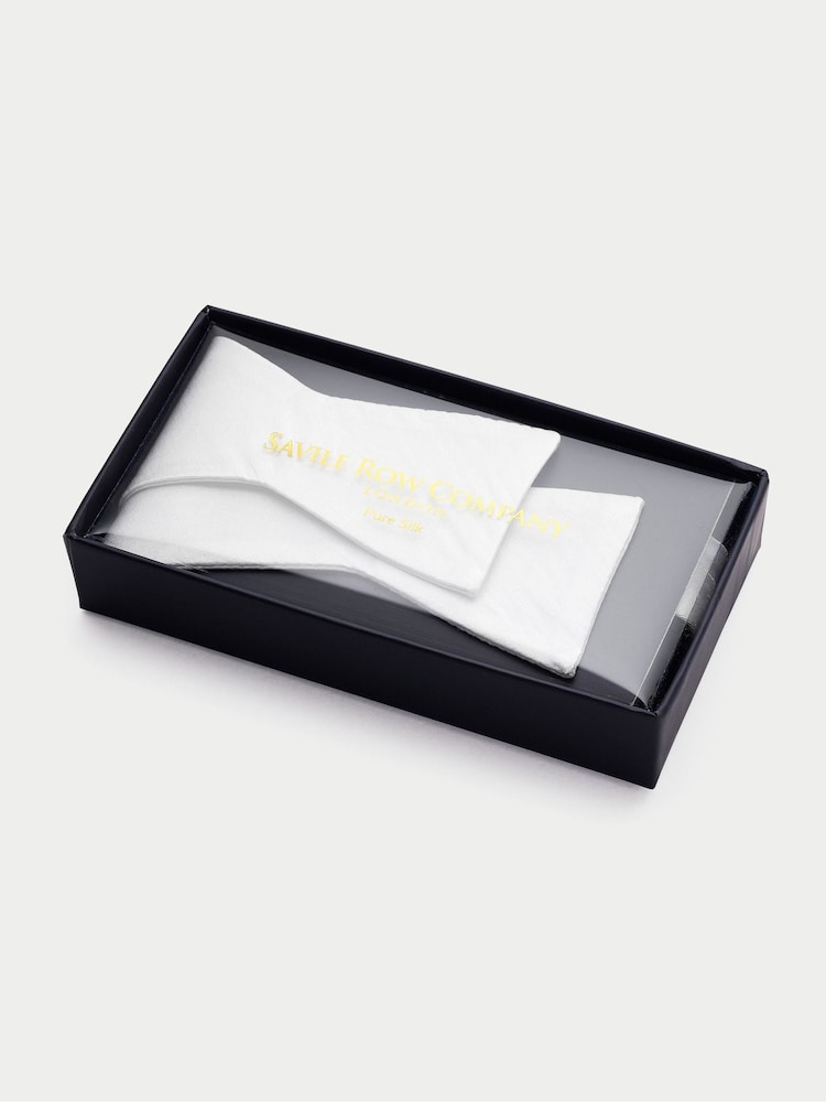 The Savile Row Company White Self Bow Tie - Image 1 of 2