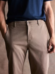 Arena - Cotton Rich Utility Chino Trousers With Stretch - Imagen 4 de 5
