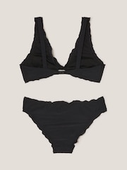 Conjunto de bikinis con volantes bordados de Monsoon - Imagen 2 de 3
