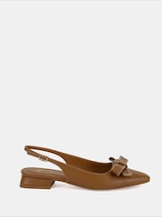 Castanho - Novo Carlina Bow Detail Point Toe Loe Heel Slingback Shoes - Imagem 2 de 6