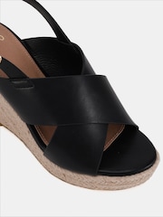 Novo Blossom Espadrille com plataforma cruzada na frente Sandals - Imagem 6 de 6