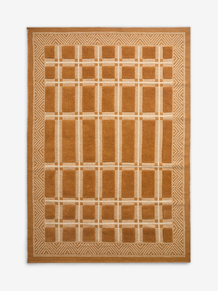 Honey Gold Jacquard Tile Rug - Image 2 of 5 Honey Gold Jacquard Tile Rug - Image 2 of 5