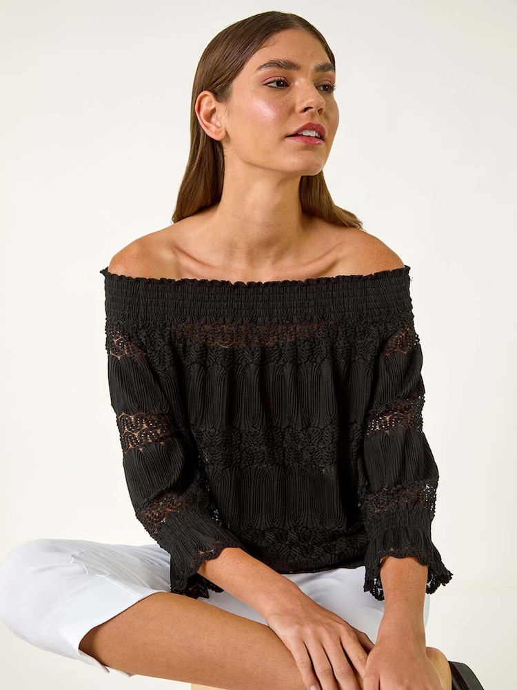 Negro - Top Bardot con inserción de encaje y volante de Roman - Imagen 1 de 5