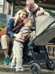 Mamas & Papas Sage 8 Piece Noir Vardo Noir Essential Travel Bundle 6 Piece - Image 8 of 9