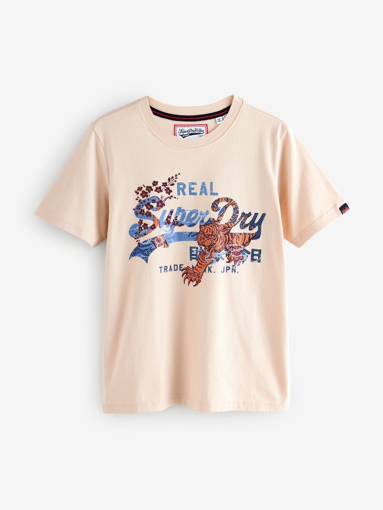 Superdry Natural Relaxed Tokyo Vl T-Shirt - Image 1 of 1 Superdry Natural Relaxed Tokyo Vl T-Shirt - Image 1 of 1