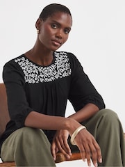 JD Williams Black Floral Embroidered Blouson Longline Top - Image 4 of 4
