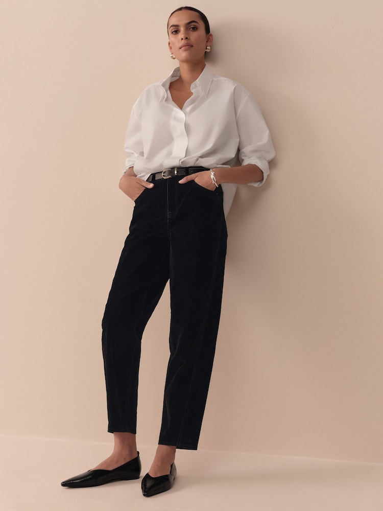 Schwarz - N. Premium Flocked Comfort Stretch Denim Barrel Jeans - Bild 1 von 14 Schwarz - N. Premium Flocked Comfort Stretch Denim Barrel Jeans - Bild 1 von 14