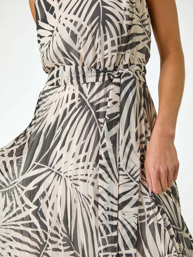 Roman Black Petite Leaf Print Pleated Midi Dress - Image 5 of 5