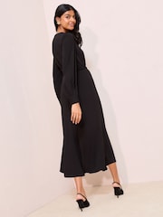 Friends Like These Black Keyhole Snaffle Midi Dress - Image 4 of 4