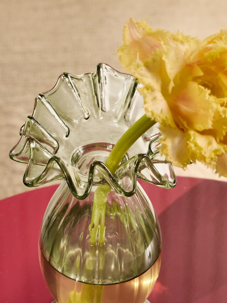 Green Ruffle Ribbed Glass Bud Vase - Image 2 of 5