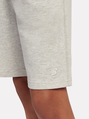 Gris clair - New Balance Français Terry Shorts en coton à petit logo - Image 4 de 8