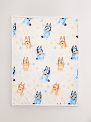 Neutral Bluey Fleece Throw - Image 3 of 4