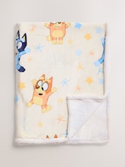 Neutral Bluey Fleece Throw - Image 4 of 4