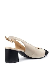 Buty Hotter Shimmy z klamrą, o szerokim kroju - Image 3 of 4