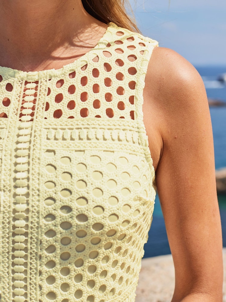 Sosandar Yellow Lace Shift Dress - Image 4 of 5