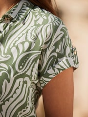 Sosandar Grey Paisley Print Short Sleeve Shirt - Image 4 of 5