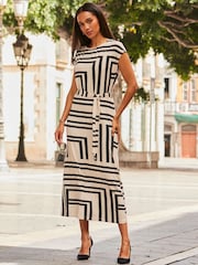 Sosandar Black Geometric Print Stretch Waist Midi Jersey Dress - Image 2 of 5