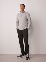 Verde caqui - Corte slim - Motionflex Chino Trousers - Imagen 2 de 11