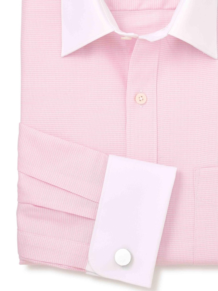 The Savile Row Company Pink Textured 100% Cotton Classic Fit Winchester Formal Shirt - Image 4 of 4
