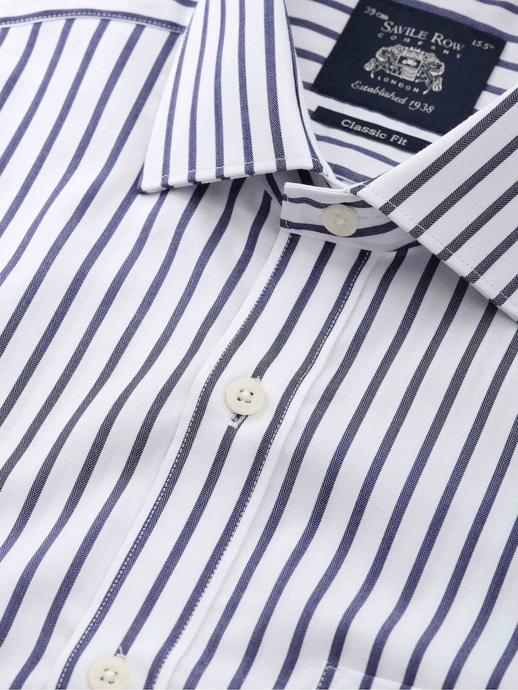 The Savile Row Company Blue Striped 100% Cotton Classic Fit Striped Double Cuff Formal Shirt - Bild 2 von 3 The Savile Row Company Blue Striped 100% Cotton Classic Fit Striped Double Cuff Formal Shirt - Bild 2 von 3
