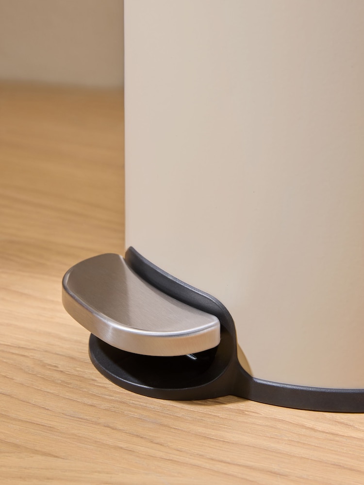 MADE.COM Cream Joss 5 Litre Soft Close Pedal Bin - Image 3 of 3