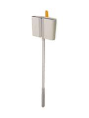 Joseph Joseph Cleantech Wall-Mounted Broom - Bild 1 von 6