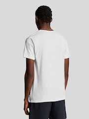 Lyle & Scott Basic V-Neck T-Shirts 3 Pack - Imagen 3 de 5
