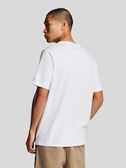 Lyle & Scott 100% Cotton 3D Line Graphic T-Shirt - Imagen 4 de 4