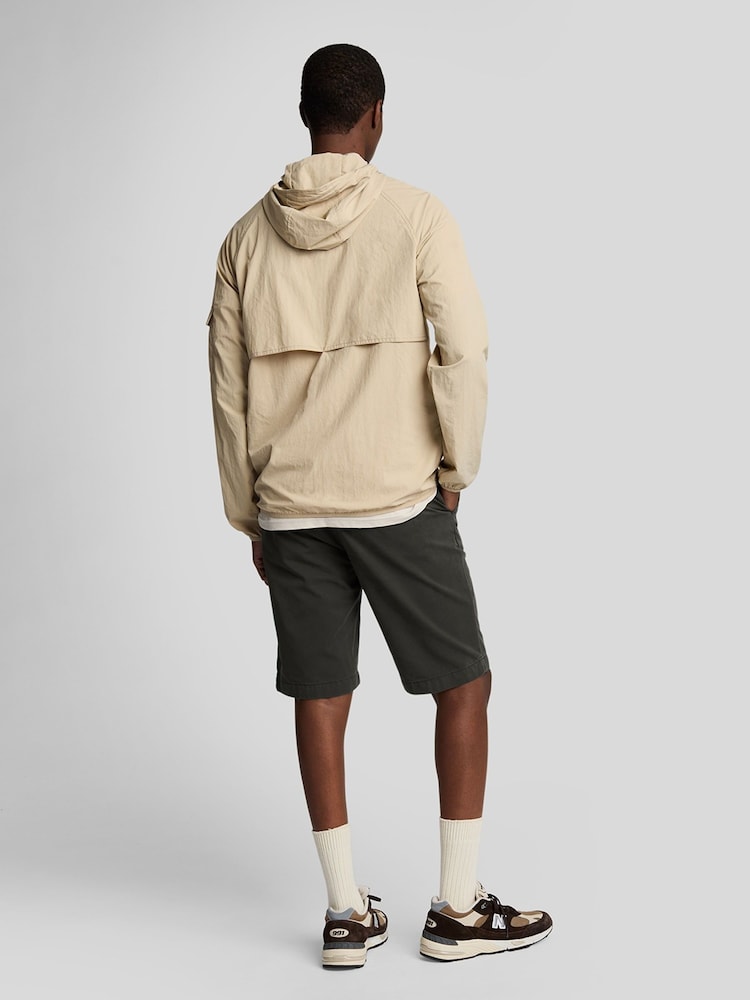 Lyle & Scott Green 100% Cotton Chinos Shorts - Image 3 of 5