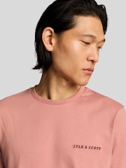 Lyle & Scott Red 100% Cotton Embroidered T-Shirt - Image 2 of 5
