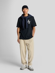 Lyle & Scott 100% Cotton Emblem T-Shirt - Image 4 of 4
