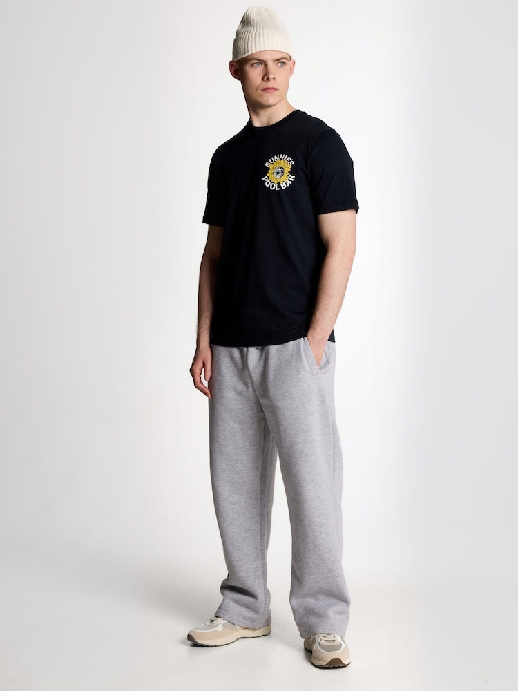 Lyle & Scott Black 100% Cotton Sunnies Pool Bar Graphic T-Shirt - Image 2 of 4