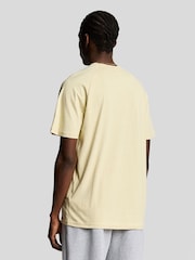 Lyle & Scott Yellow Linen Blend Raglan T-Shirt - Image 3 of 5