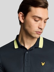 Lyle & Scott Tipped Collar Polo Shirt - صورة 2 من 5