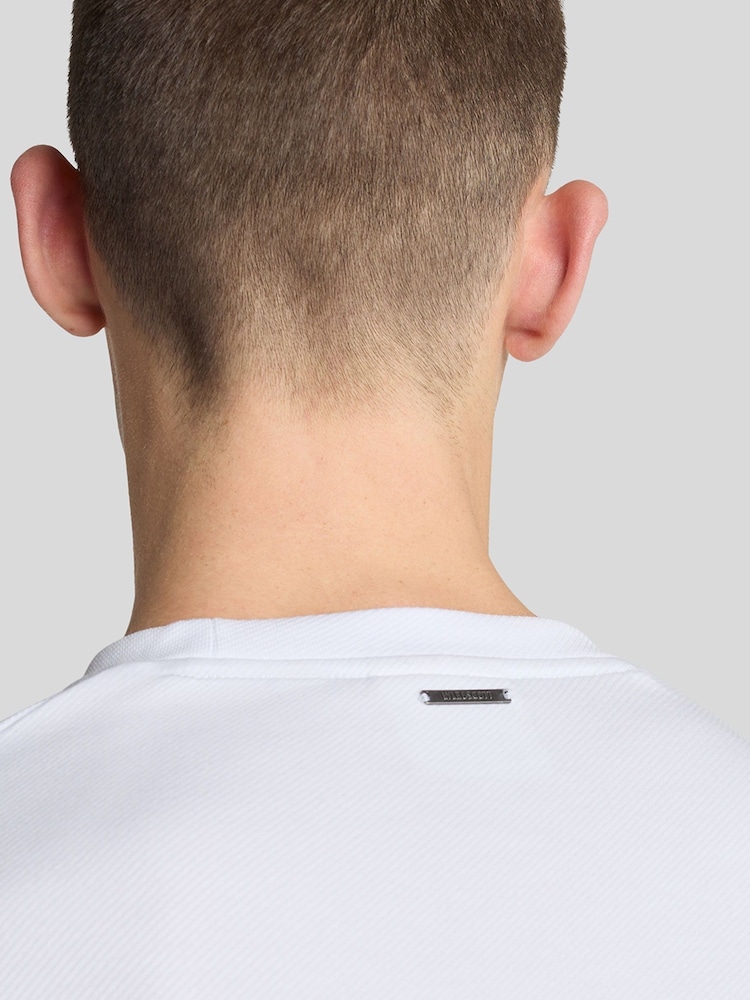 Lyle & Scott White Twill Texture Crewneck T-Shirt - Image 2 of 5