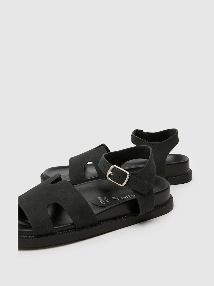 Schuh Tippi Footbed Black Sandals - Image 4 of 4